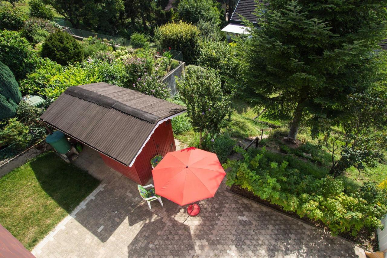 Haus Sonnenhang Фризенхайм Екстериор снимка